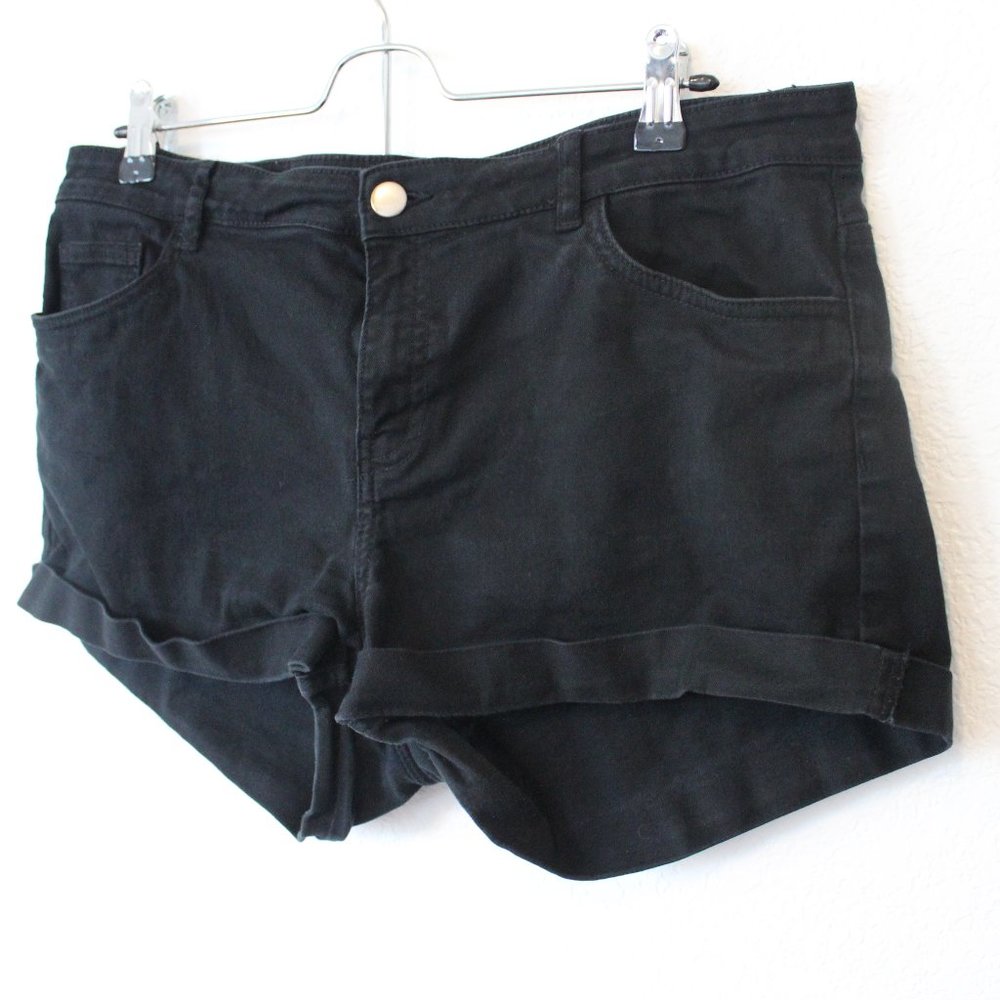 Black Short Shorts